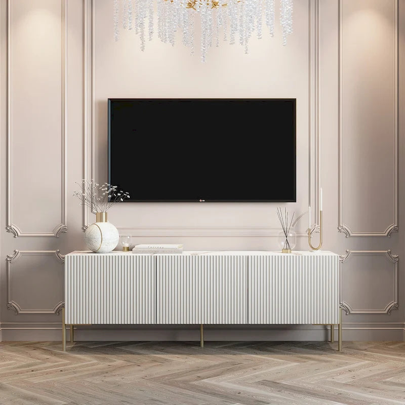 Beigefarbenes Art-Déco-TV-Lowboard mit Metallbeinen – Passend für Fernseher bis 65 Zoll