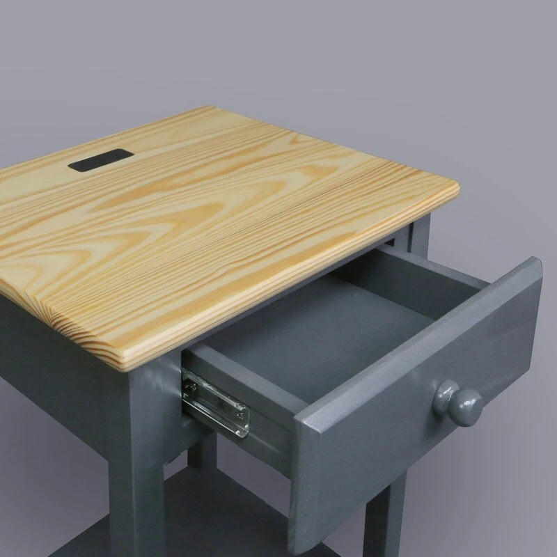 Nachttisch aus Massivholz mit 1 Schublade und USB-Anschlüssen